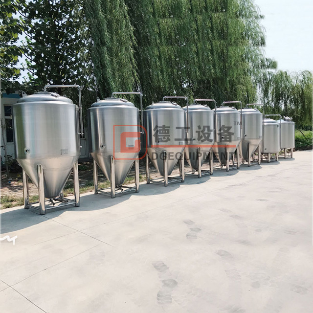 Durable 10 Barrel Storage Jacket Stainless Steel Fermenter Beer Fermenting Vessel For Brewing Equipment