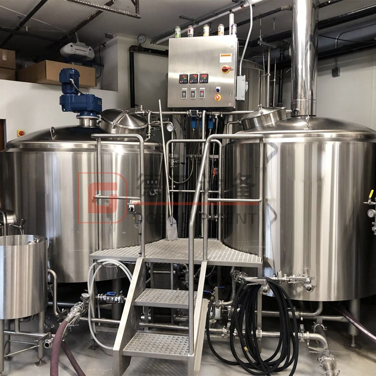 Professional Brewing Equipment 2000L 3 Vessel Brewhouse Heated By Steam Constructed By SS304 For Mashing Process 