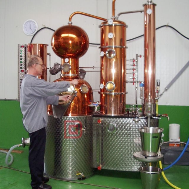 Distilling Equipment Cost Craft Distillery Equipment 200L-3000L Scale Hot Sale