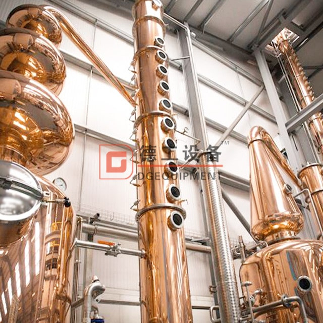 Whiskey affordable 2,000 liter 2-column pot still mash tun distillery equipment manufacturer 