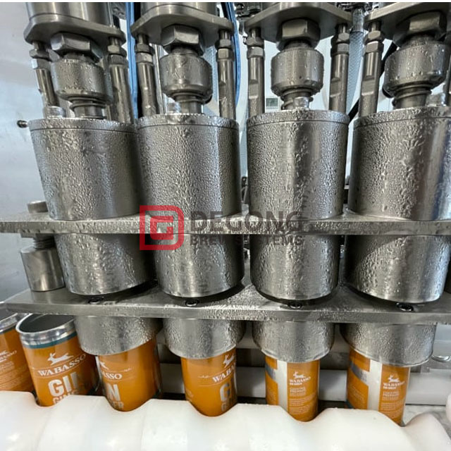 counter-pressure-filler-2100-cans-per-hour 004