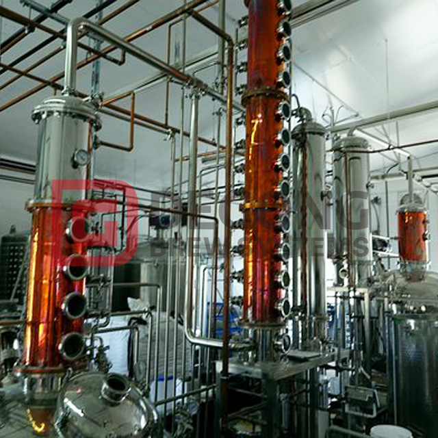 Commercial Gin Distilling Equipment Distilled Liquor Machine 200-5000L Copper Still Pot 
