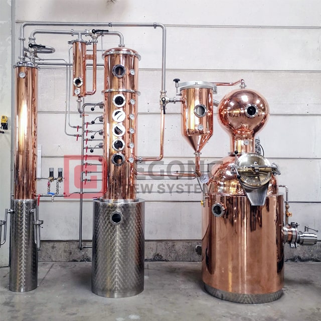 Copper Pot Still Vodka Customized 200-5000L Distillation Equipment with Stainless Steel Condenser