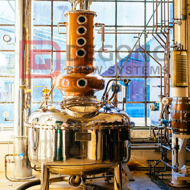 500L alcohol distillery equipment copper distilling equipment for sale for vodka rum