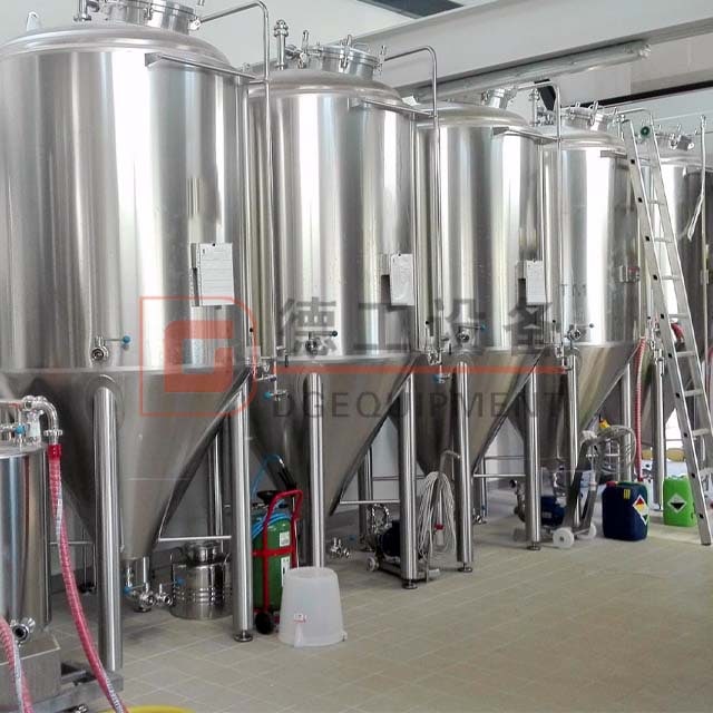 Turnkey 500L Beer Brewery Equipment Professional Chinese Manufacturer High Quality Stainless Steel 304/316 Double Wall Fermenter for Sale