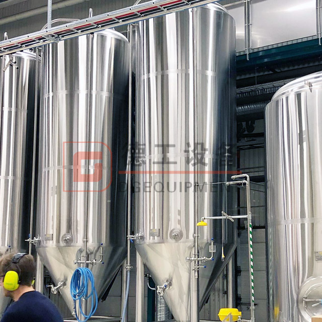 Customized Universal Fermenter for Both Phases of The Beer Fermentation Process Stainless Steel Fermenter CCF Beer Brewery Equipment 