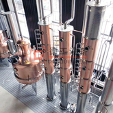 300L Whiskey Gin Rum Distillation Equipment with Electric Heating Distillery Equipment Copper Distilling Machine for Sale 
