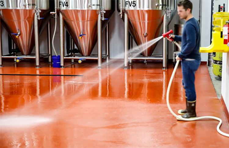 8 Helpful Tips For Keeping A Brewery Clean