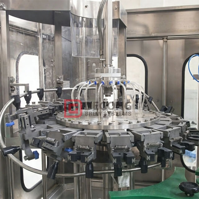 1800 Bottles/H Beer Filling Machine For Glass Bottle Crown Cap