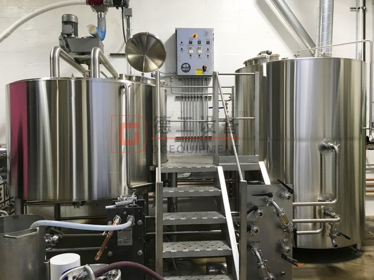 Royale-Brewings-brewhouse-from-Practical-Fusion.-min