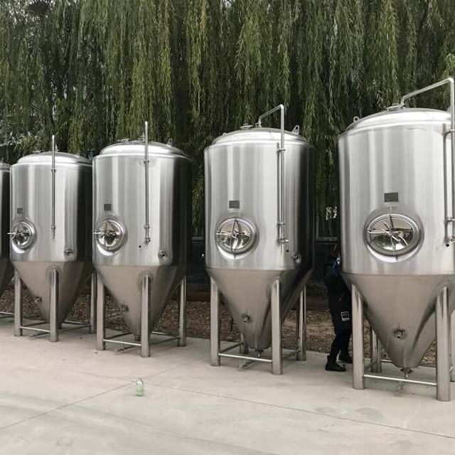 Brewery Plant 2000L industrial customizable Stainless Steel Equipment And Machines for The Production of Craft Beer