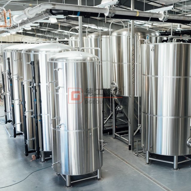 Brite Tank Equipment dimpled jacket bright beer tank DEGONG brewery equipment for sale