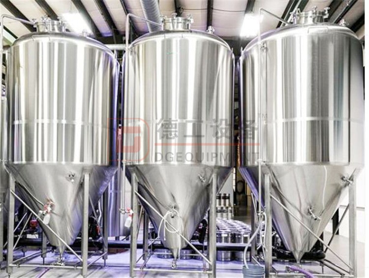 3 fermenters-min
