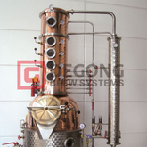 Pilot Distillery 300L Distillery Machinery Copper Distillation Plant for Brandy Whiskey Gin Rum
