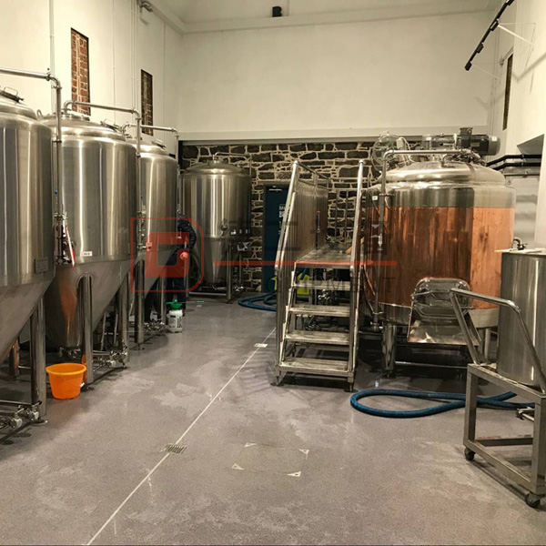 Micro beer brewery equipment features and development